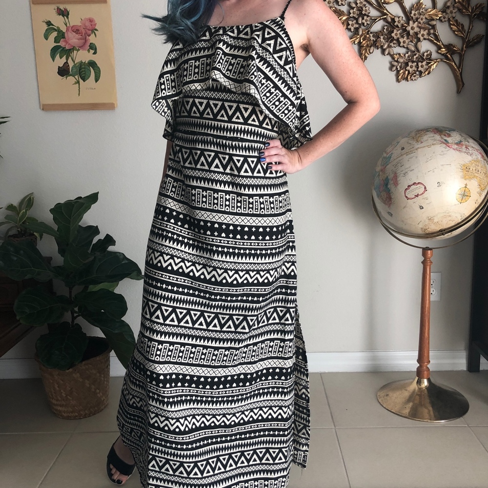 Ruffle Top Summer Maxi Dress - Picture 3 of 8